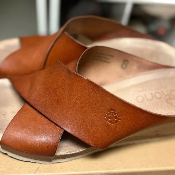 Yokono Women's Red and Brown Sandal Bundle - Picture 8 of 10